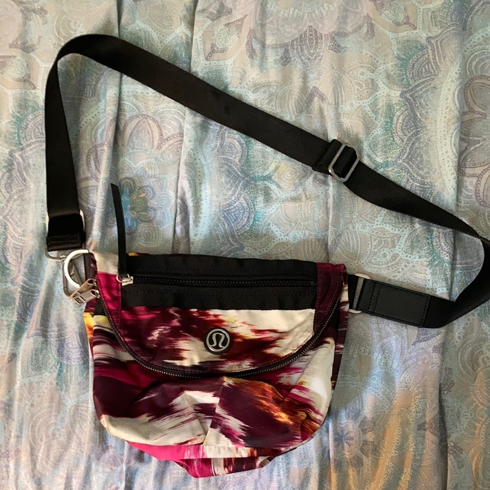 Lululemon Festival bag